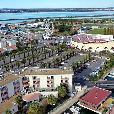 Les Girelles - T2, 50m2 Avec Vue Sur Canal 아파트